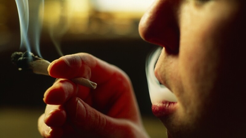 efectos que causa el consumo de drogas en los adolescentes